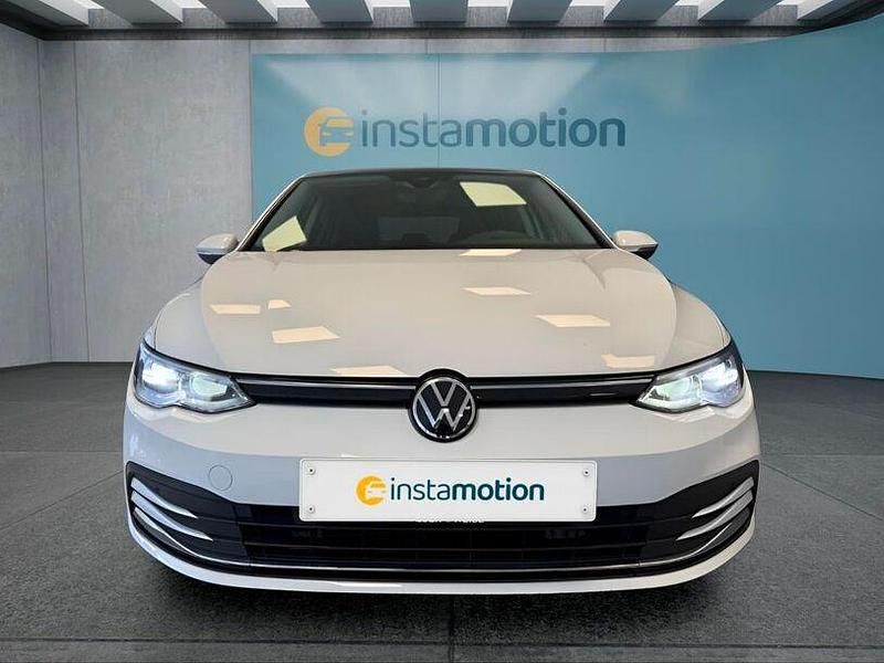 Gebraucht VW Golf VIII 150 PS (110 kW) 2022 Weiß Kleinwagen
