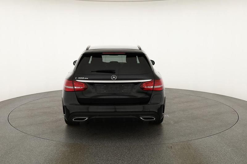 Schwarz Gebraucht 2021 Mercedes C300e AMG line | 32.995 € (Fairer Preis) - Bild 1/4