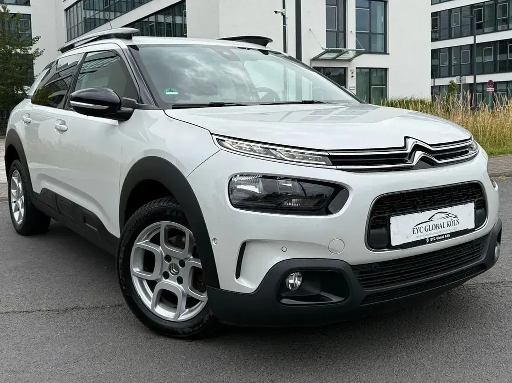 Gebraucht Citroën C4 Shine 120 PS (88 kW) 2020 Weiß SUV