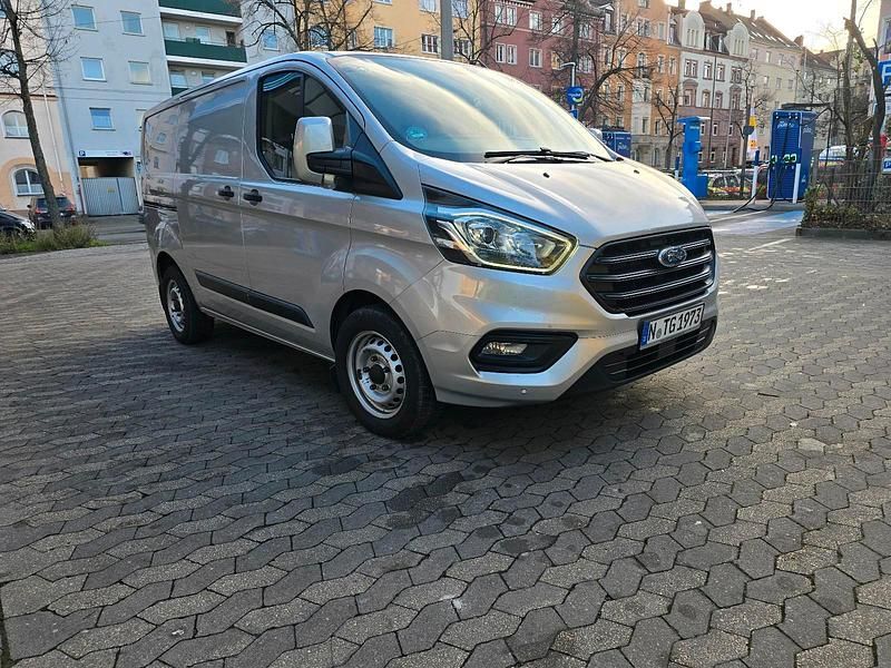 Gebraucht Ford Transit Custom 112 PS (82 kW) 2019 Silber Van / Kleinbus