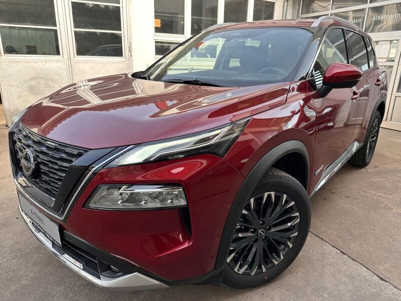 Tinted red (m) Neu 2025 Nissan X-Trail Tekna+ SUV | 47.500 € - Bild 1/4