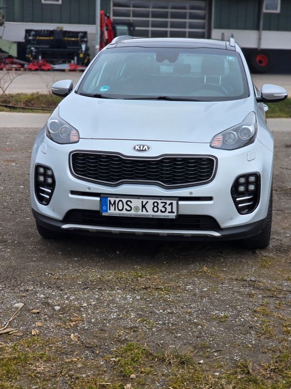 Silber Gebraucht 2017 Kia Sportage GT-Line SUV | 12.999 € (Fairer Preis) - Bild 1/4