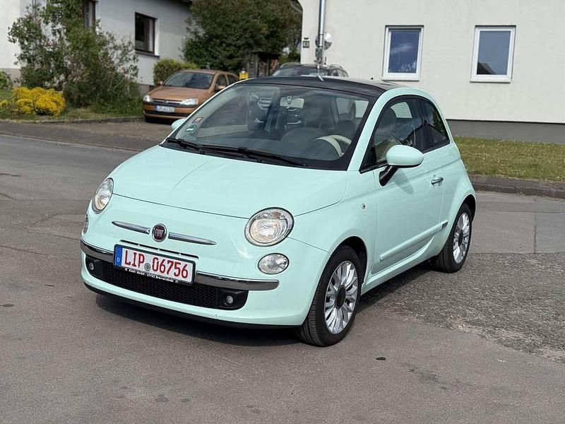 Colore esterlattementa grün Gebraucht 2015 Fiat 500 Lounge Kleinwagen | 5.490 € (Fairer Preis) - Bild 1/4