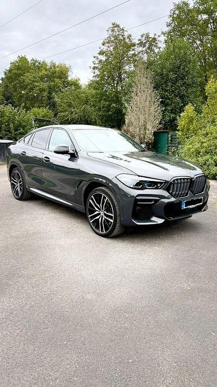 Gebraucht BMW X6 M50 Performance 530 PS (389 kW) 2023 Schwarz SUV
