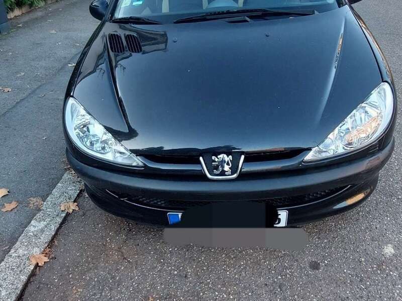 Schwarz Gebraucht 2005 Peugeot 206 Filou Limousine | 1.300 € (Guter Preis) - Bild 1/4