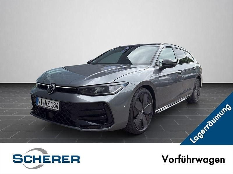 Diabasgrau metallic (metallic) Gebraucht 2025 VW Passat R-line Limousine | 50.790 € (Guter Preis) - Bild 1/4