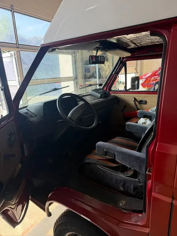 Gebraucht VW T3 75 PS (55 kW) 1989 Rot Van