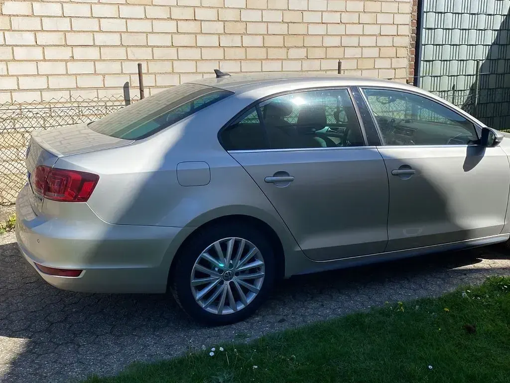 Gebraucht VW Jetta Highline 170 PS (125 kW) 2013 Andere farben Limousine