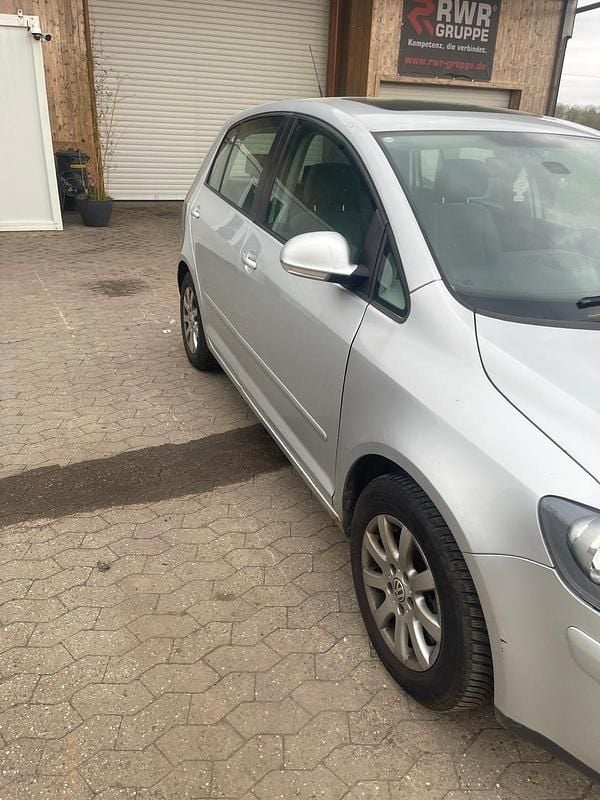 Second-hand VW Golf IV 2006 Argintiu Hatchback
