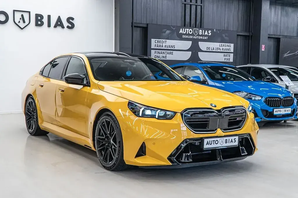 Gebraucht BMW M5 Basis 727 PS (534 kW) 2024 Gelb Limousine