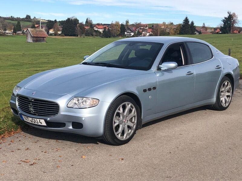 Blau Gebraucht 2005 Maserati Quattroporte Limousine | 19.000 € (Fairer Preis) - Bild 1/4