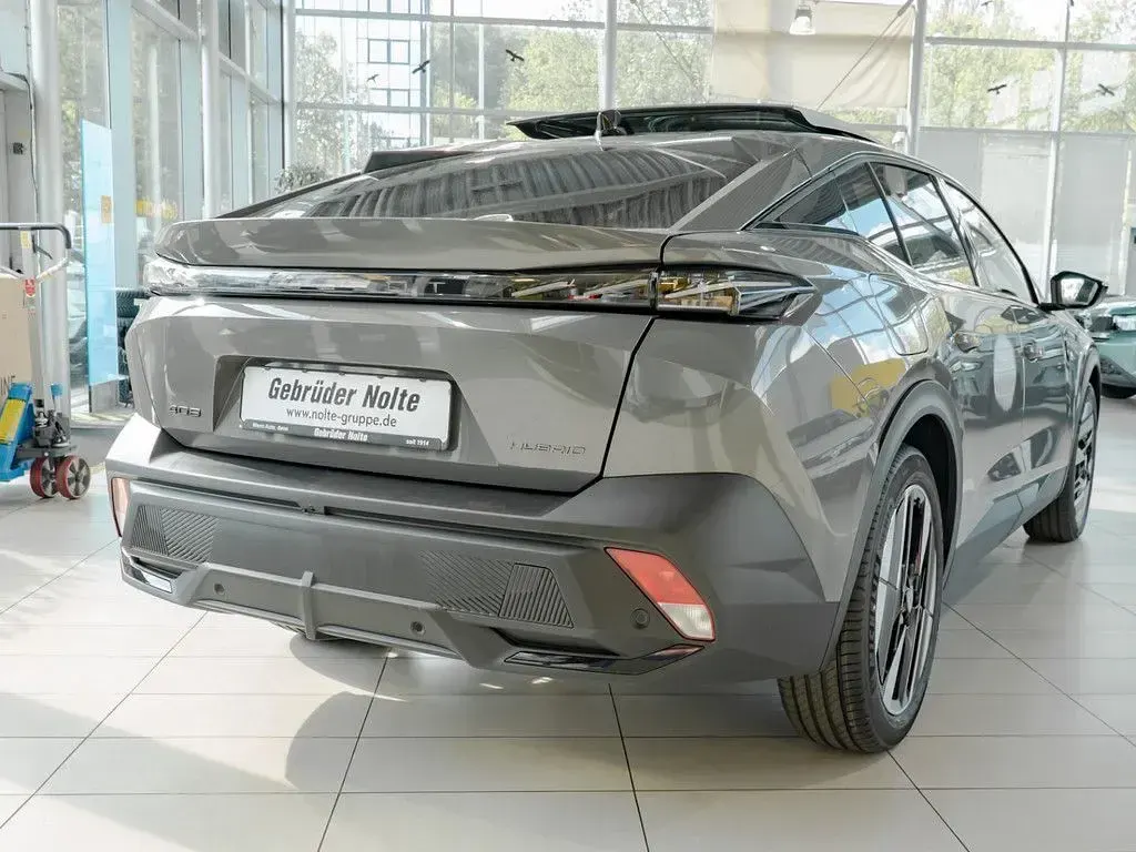 Neu Peugeot 408 GT 145 PS (106 kW) 2026 Grau / SUV