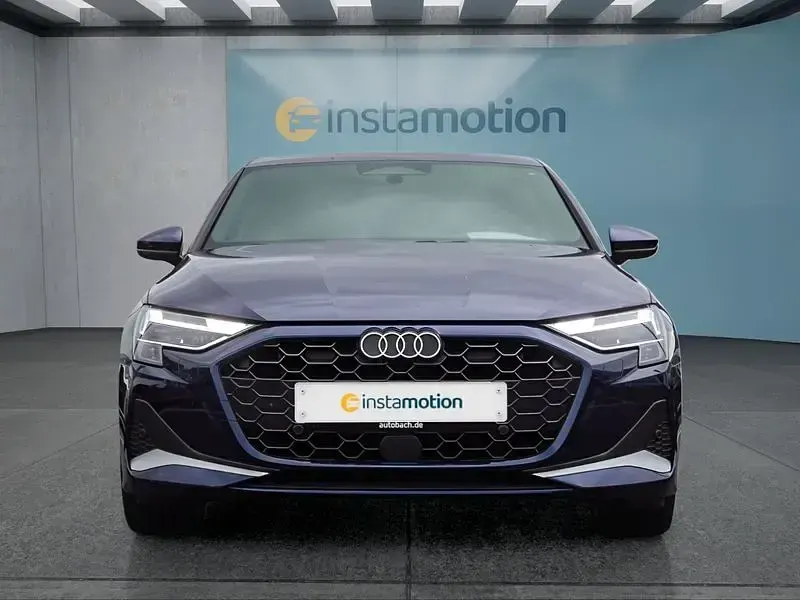Gebraucht Audi A3 Sportback 150 PS (110 kW) 2025 Blau Kleinwagen