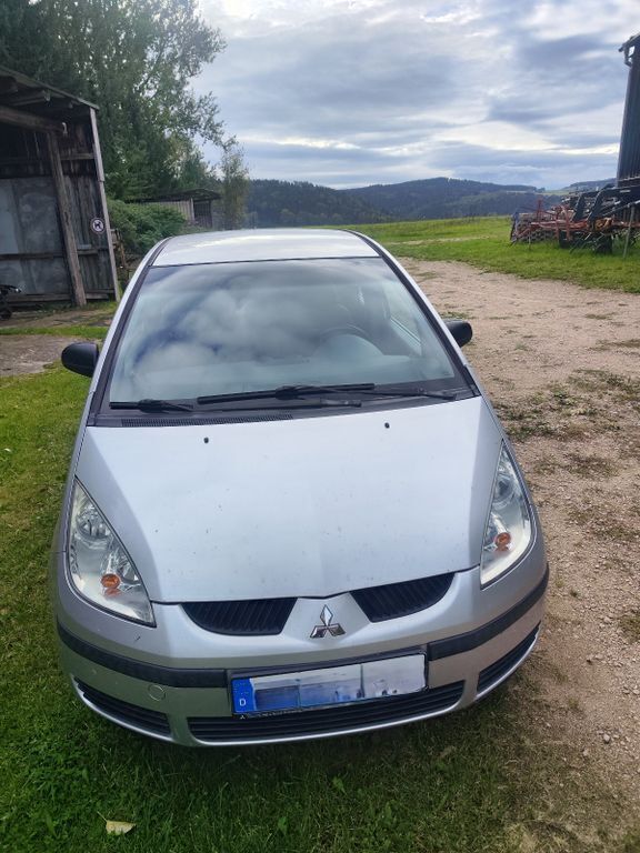 Grau Gebraucht 2004 Mitsubishi Colt Inform Kleinwagen | 1.250 € (Superpreis) - Bild 1/4