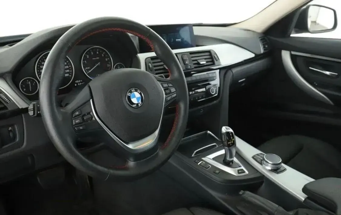 Gebraucht BMW 330e iPerformance 252 PS (185 kW) 2017 Beige Limousine