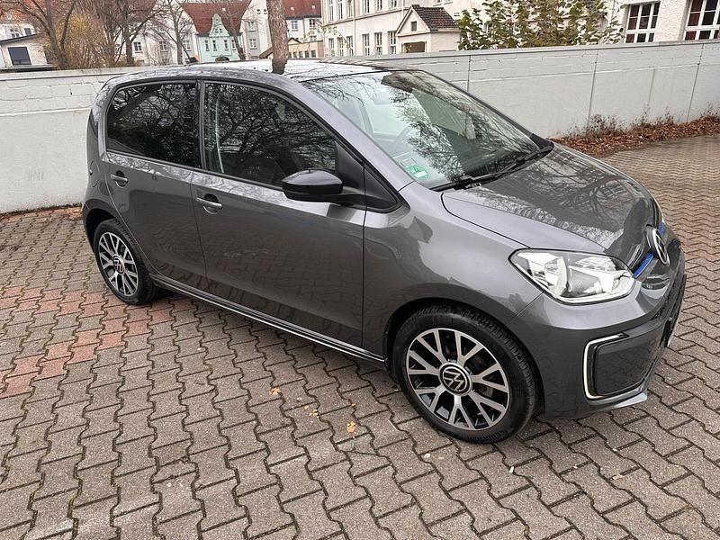 Grau Gebraucht 2023 VW e-up! Edition Kleinwagen | 14.900 € (Superpreis) - Bild 1/4