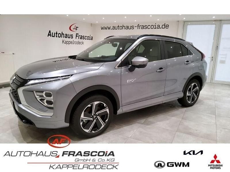 Grau Gebraucht 2022 Mitsubishi Outlander P-HEV | 23.900 € (Guter Preis) - Bild 1/4