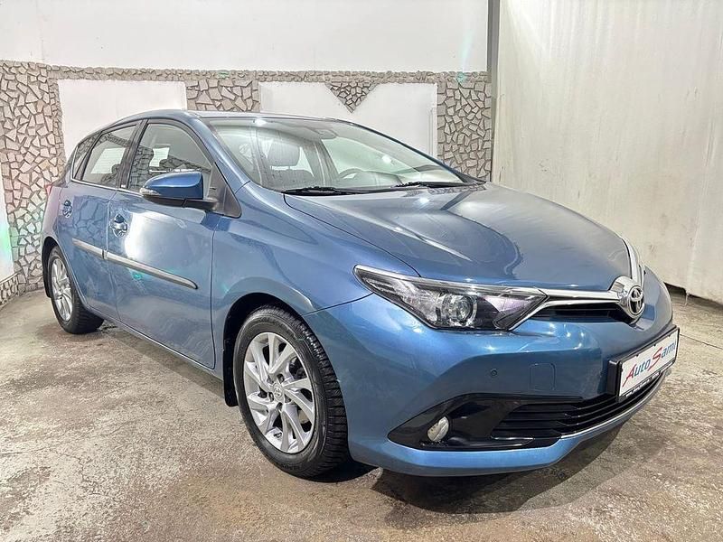 Gebraucht Toyota Auris Edition-S 116 PS (85 kW) 2016 Blau Limousine