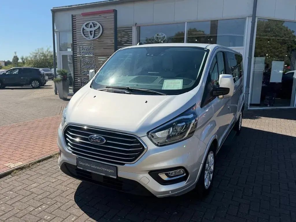 Gebraucht Ford Tourneo Custom Titanium 185 PS (136 kW) 2020 Van