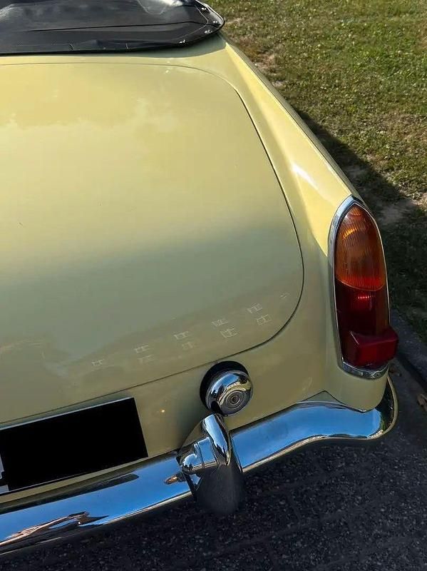 Gebraucht MG B 95 PS (69 kW) 1967 Gelb Cabrio