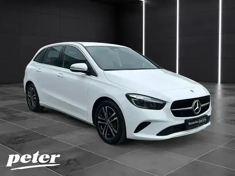 Gebraucht Mercedes B180 Advanced 136 PS (100 kW) 2025 Unilack polarweiß Kleinwagen