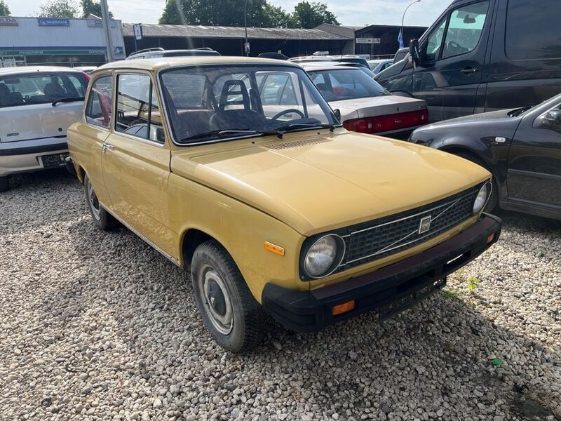 Gelb Gebraucht 1979 Volvo 66 Limousine | 3.200 € - Bild 1/4