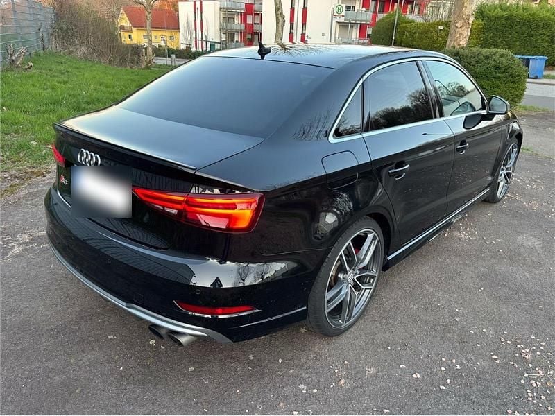 Second-hand Audi S3 310 CP (228 kW) 2017 Negru Berlinǎ