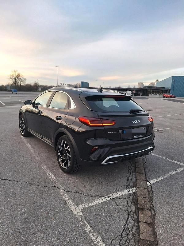 Gebraucht Kia XCeed Vision 160 PS (117 kW) 2024 Schwarz SUV