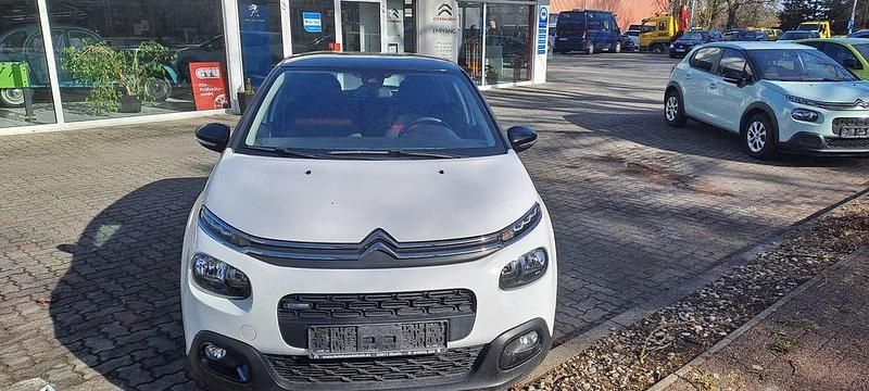 Gebraucht Citroën C3 Shine 82 PS (60 kW) 2017 Weiß Limousine