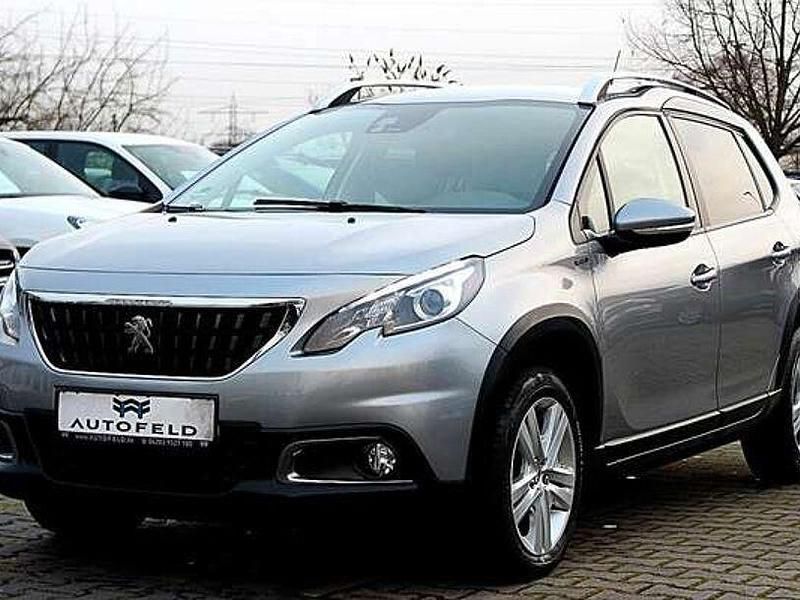 Gebraucht Peugeot 2008 Signature Sky 131 PS (96 kW) 2019 Grau SUV