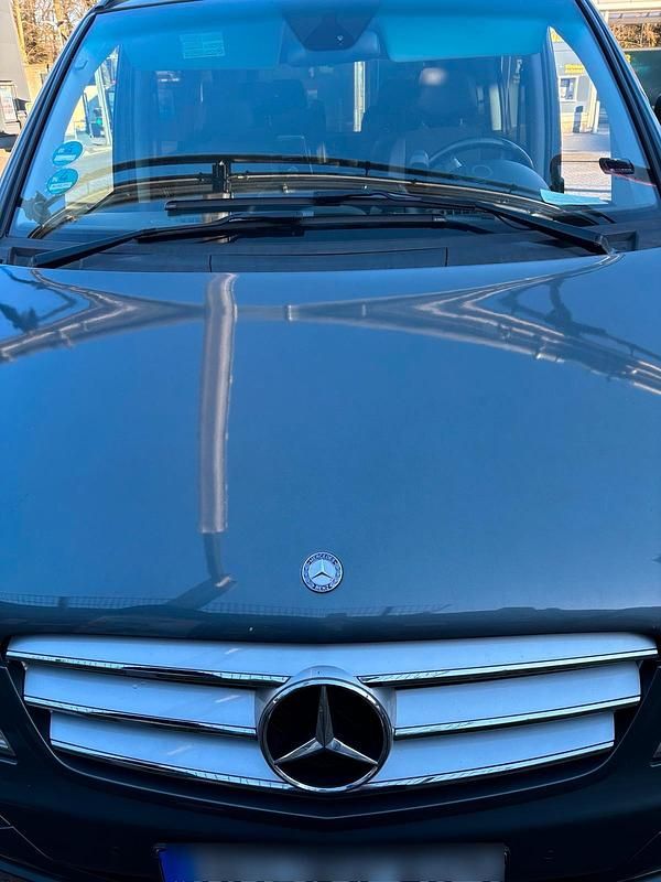 Gebraucht Mercedes Viano 165 PS (121 kW) 2012 Grau Van / Kleinbus