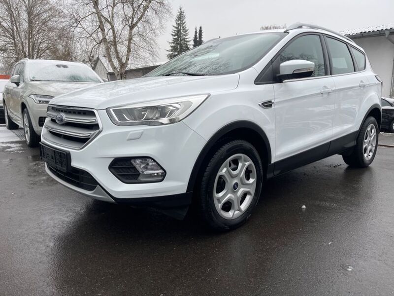 Weiß Gebraucht 2017 Ford Kuga Cool & Connect SUV | 12.490 € (Fairer Preis) - Bild 1/4