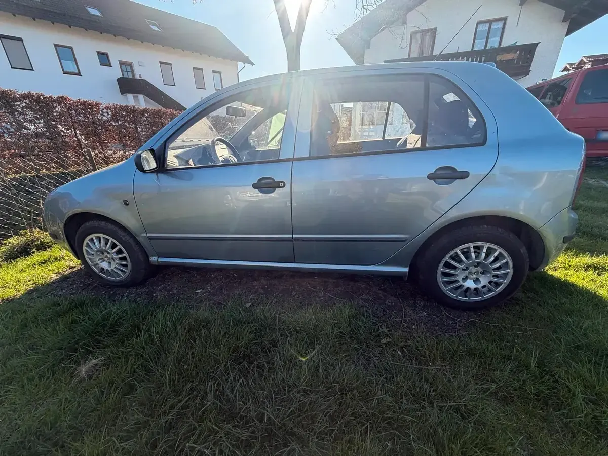 Gebraucht Skoda Fabia 54 PS (39 kW) 2003 Andere farben Kleinwagen