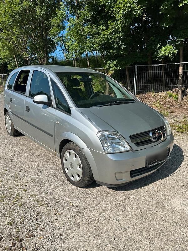 Silber Gebraucht 2004 Opel Meriva Van / Kleinbus | 515 € (Guter Preis) - Bild 1/4