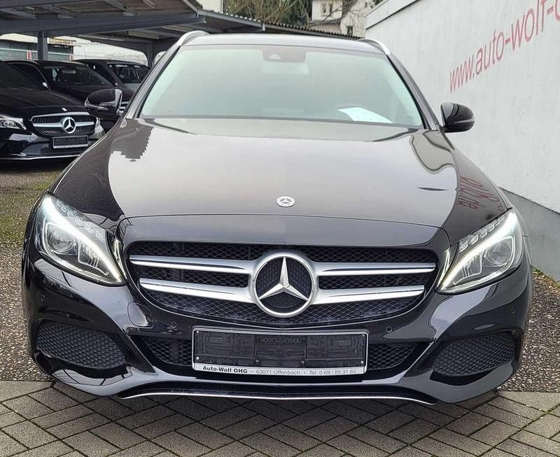 Gebraucht Mercedes C180 Avantgarde 156 PS (114 kW) 2018 Schwarz Limousine