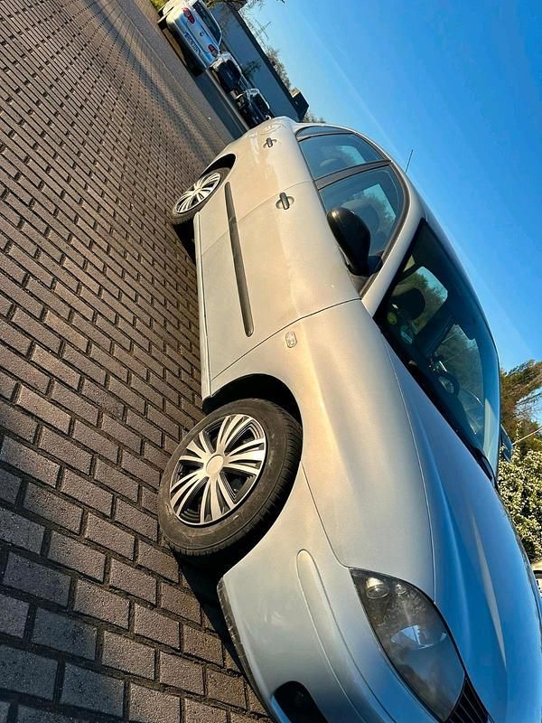 Gebraucht Seat Cordoba 75 PS (55 kW) 2006 Grau Limousine