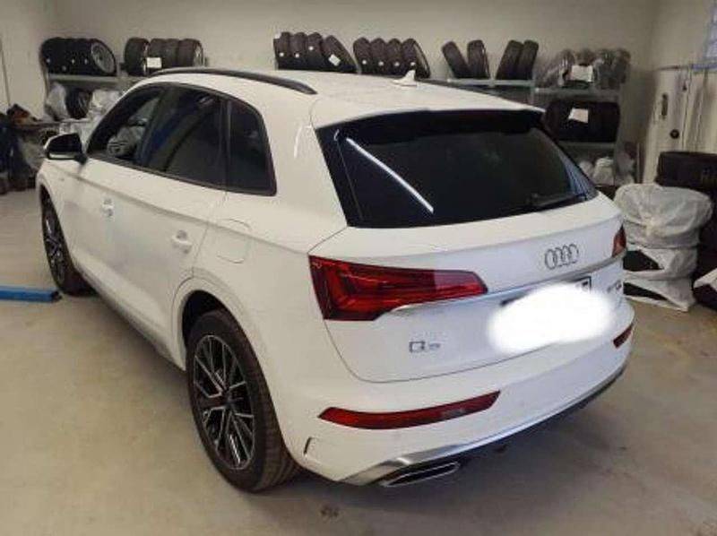 Gebraucht Audi Q5 Ambiente 299 PS (219 kW) 2022 Ibisweiß SUV