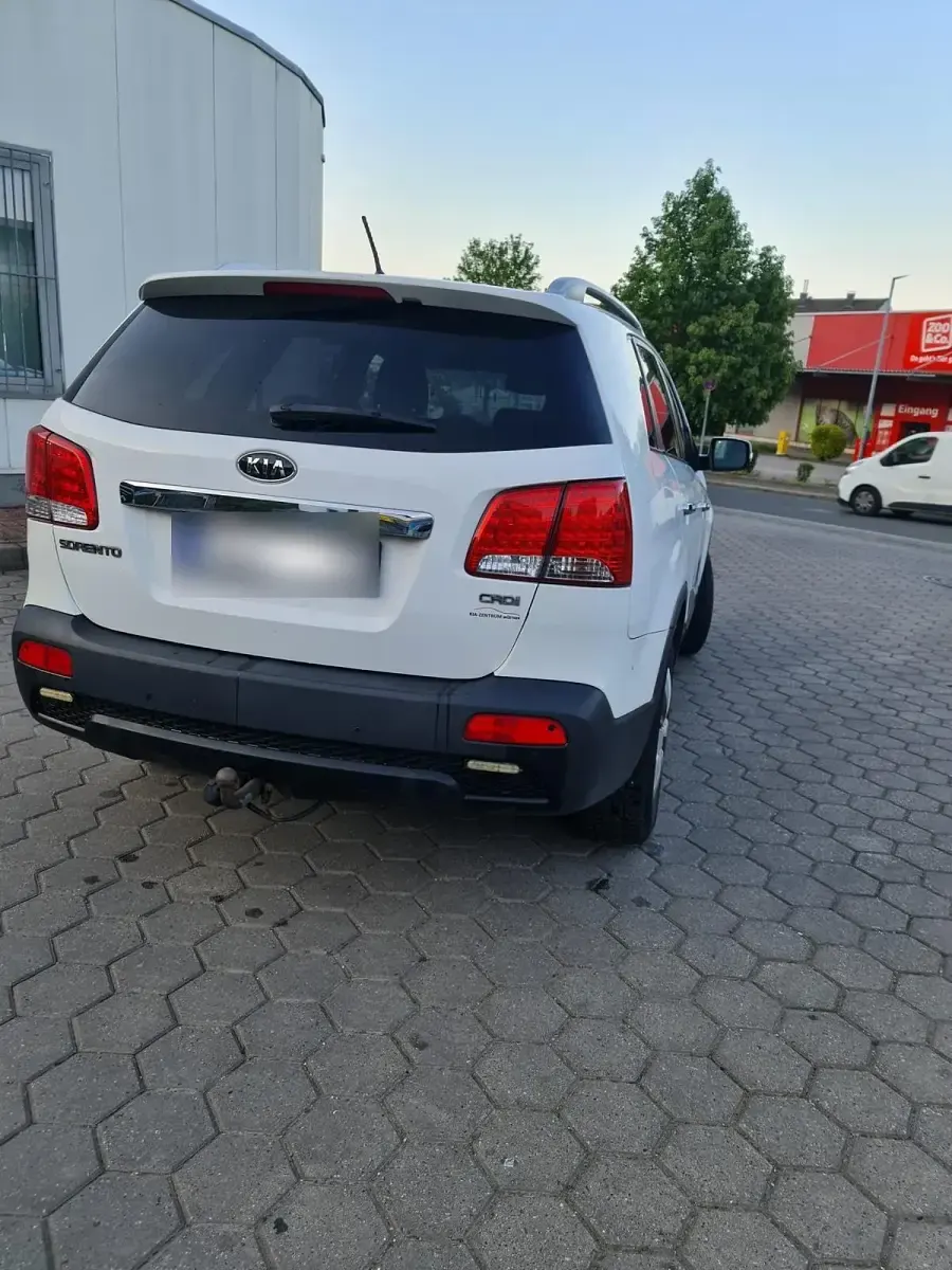 Gebraucht Kia Sorento 192 PS (141 kW) 2010 Weiß SUV