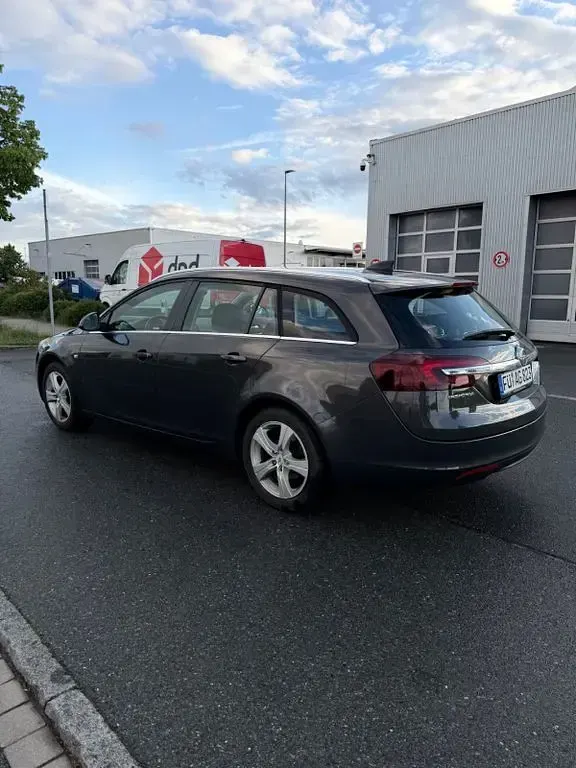 Używany Opel Insignia 136 KM (100 kW) 2016 Szary Kombi