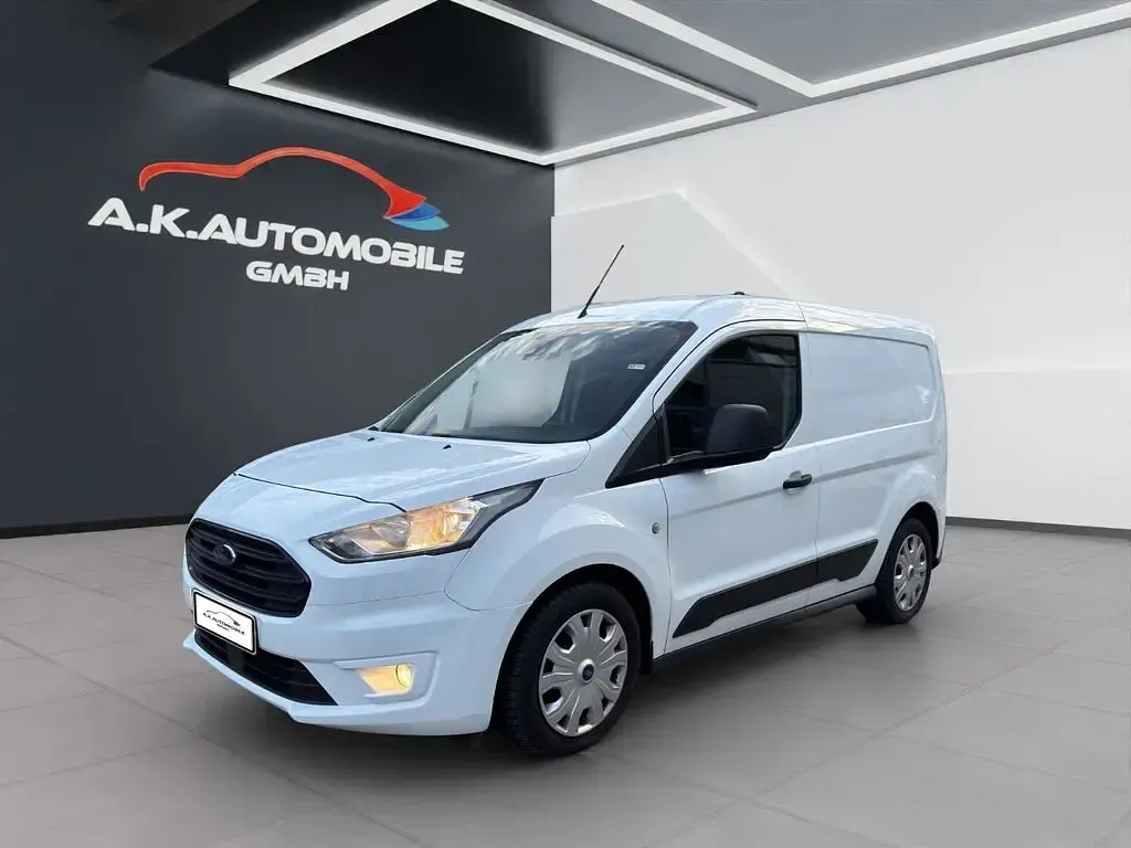 Gebraucht Ford Transit Connect 101 PS (74 kW) 2019 Weiß Van / Kleinbus