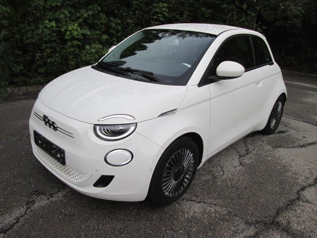 Weiß Gebraucht 2021 Fiat 500e Icon | 16.900 € (Etwas zu teuer) - Bild 1/4