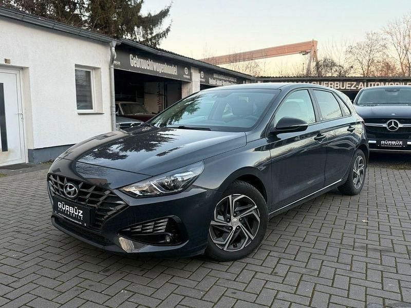 Gebraucht Hyundai i30 Edition 30 120 PS (88 kW) 2021 Dark knight Limousine