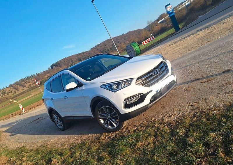 Gebraucht Hyundai Santa Fe Premium 200 PS (147 kW) 2017 Weiß SUV