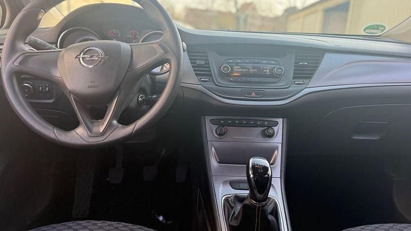 Usata Opel Astra Selection 101 CV (74 kW) 2017 Blu Station wagon
