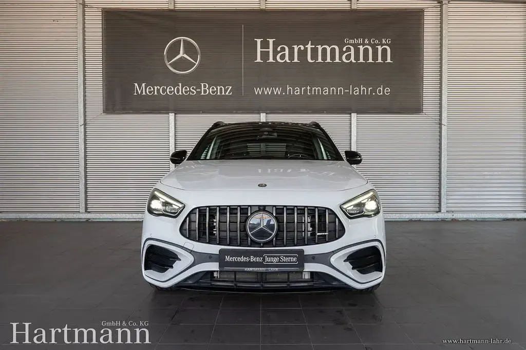 Gebraucht Mercedes GLA35 AMG AMG 306 PS (225 kW) 2024 Digitalweiß SUV