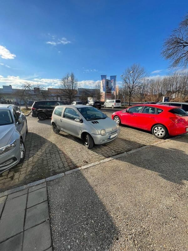 Silber Gebraucht 2003 Renault Twingo Kleinwagen | 1.000 € - Bild 1/3