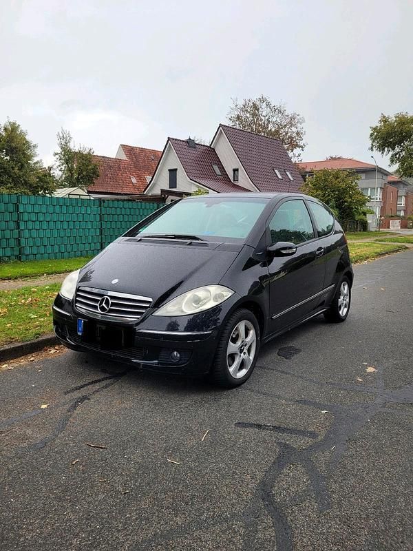 Schwarz Gebraucht 2007 Mercedes 170 Avantgarde Coupé | 1.999 € (Guter Preis) - Bild 1/4