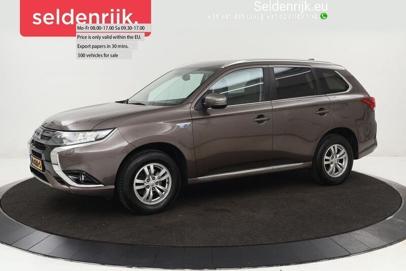 Braun Gebraucht 2019 Mitsubishi Outlander P-HEV SUV | 14.400 € (Guter Preis) - Bild 1/4