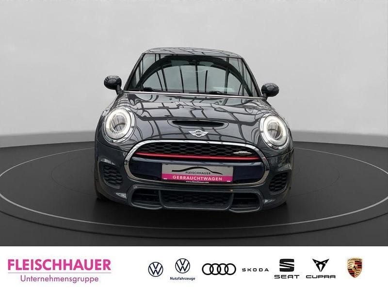 Usado Mini John Cooper Works 231 HP (169 kW) 2018 Cinzento Citadino