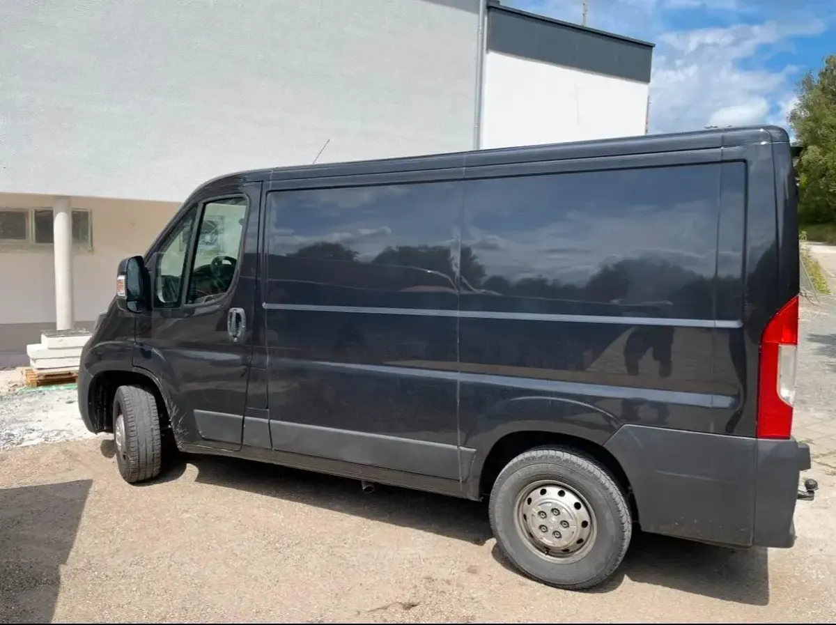 Gebraucht Peugeot Boxer 155 PS (114 kW) 2018 Schwarz Van